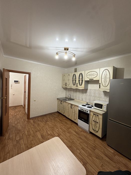 Сдам 1 комнатную квартиру посуточно  район Цемпоселок