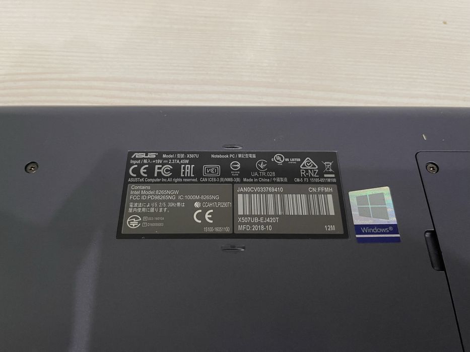 Asus vivobook X507UBR core i3-7020U