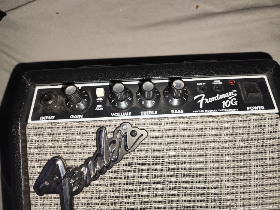 Amplificator chitara electrica Fender frontman 10g