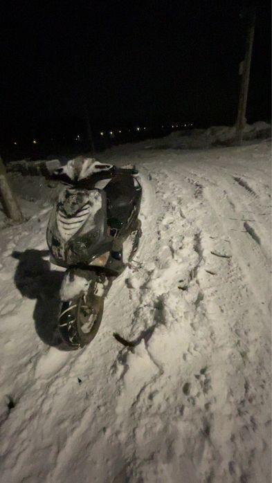 De vânzare scuter peugeot 49cc