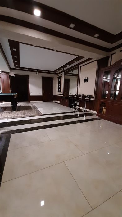 Срочно продаётся участок Яшнабод  6-соток 3-уровен 9-комнота