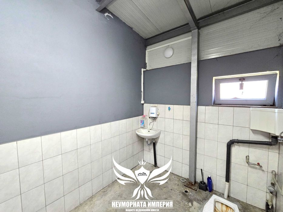 Дава се под наем Склад в Асеновград - 225 кв.м за 600 € - Снимка #13