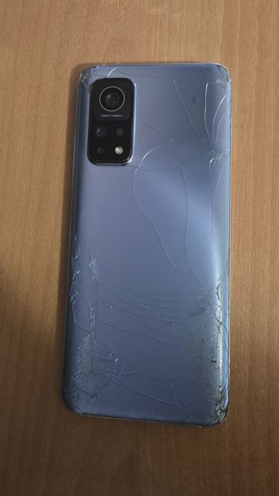 Xiaomi Mi 10T Pro – Работи перфектно / Козметична забележка на гърба