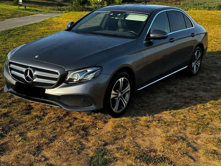 Mercedes-Benz E