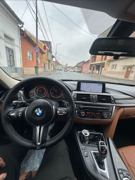Volan BMW Seria 1 2 3 4 5 6 7 X1 X2 X3 X4 X5 X6 E/F F01 F02 F03 F04 F06 F12 F13 F15 F16 F10 F20 F25 F26 F30 F32 F33 F36 E90 E91 E92 E70 E71 E81 E84
