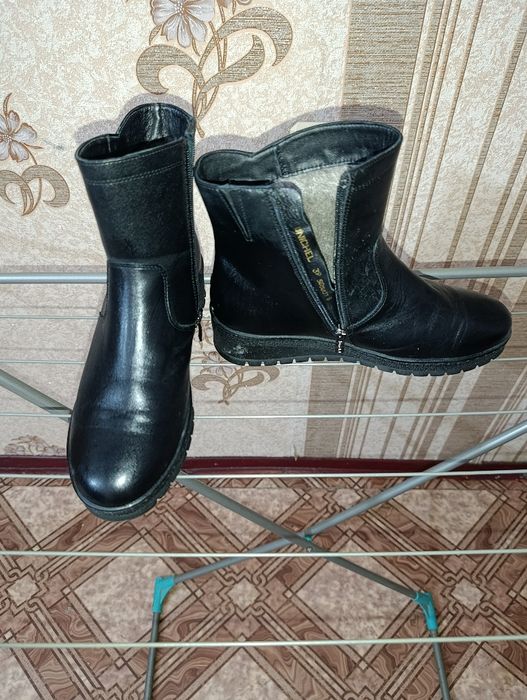 Обувь юничел 39р