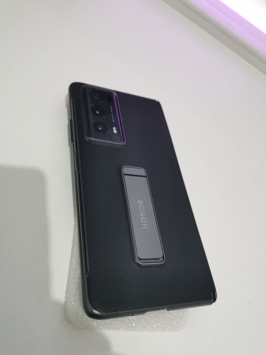 Schimb honor magic v2