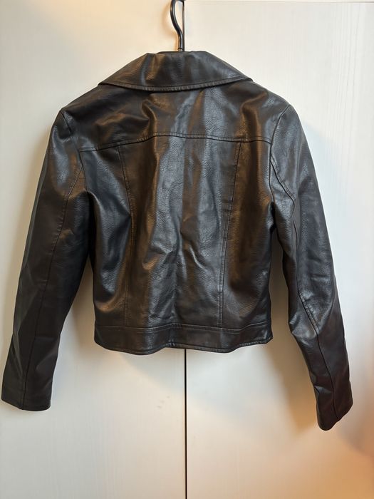 Ново кожено яке Only и подарък рокля