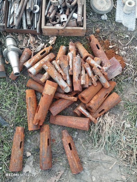 Токарный инструмент