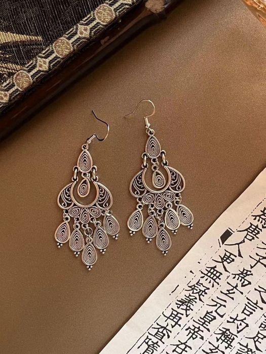 Серьги бижутерия