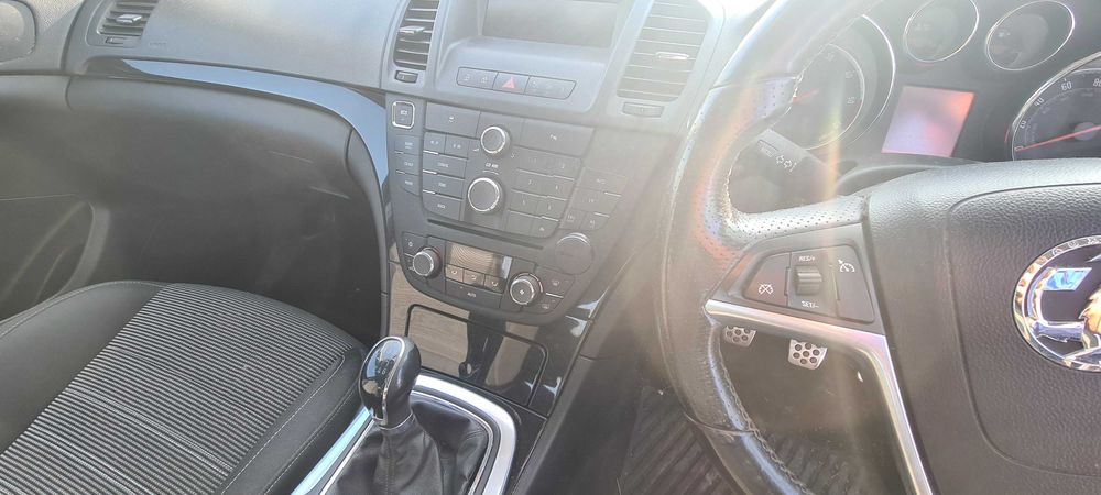 Opel Insignia, на части.