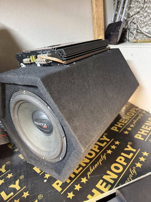 Бас каса Hertz с усилвател