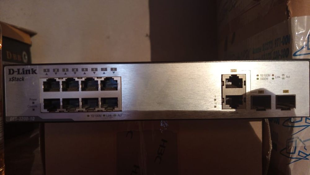 Коммутатор des3200