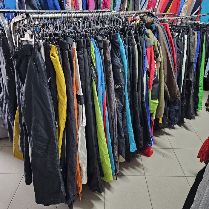 Pantaloni ski mai multe modele