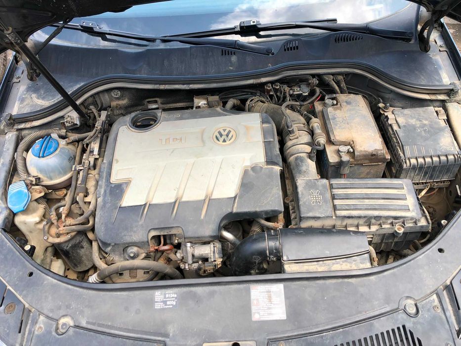 Piese din dezmembrari VW Passat B6 combi gri lk7x, cutie KNY - 2.0 TDI-CR tip CBBB