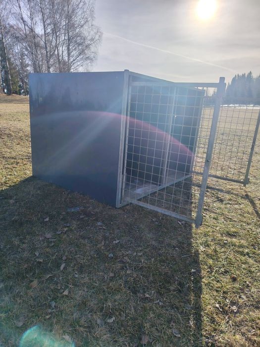 Cusca metalica dubla pentru caini