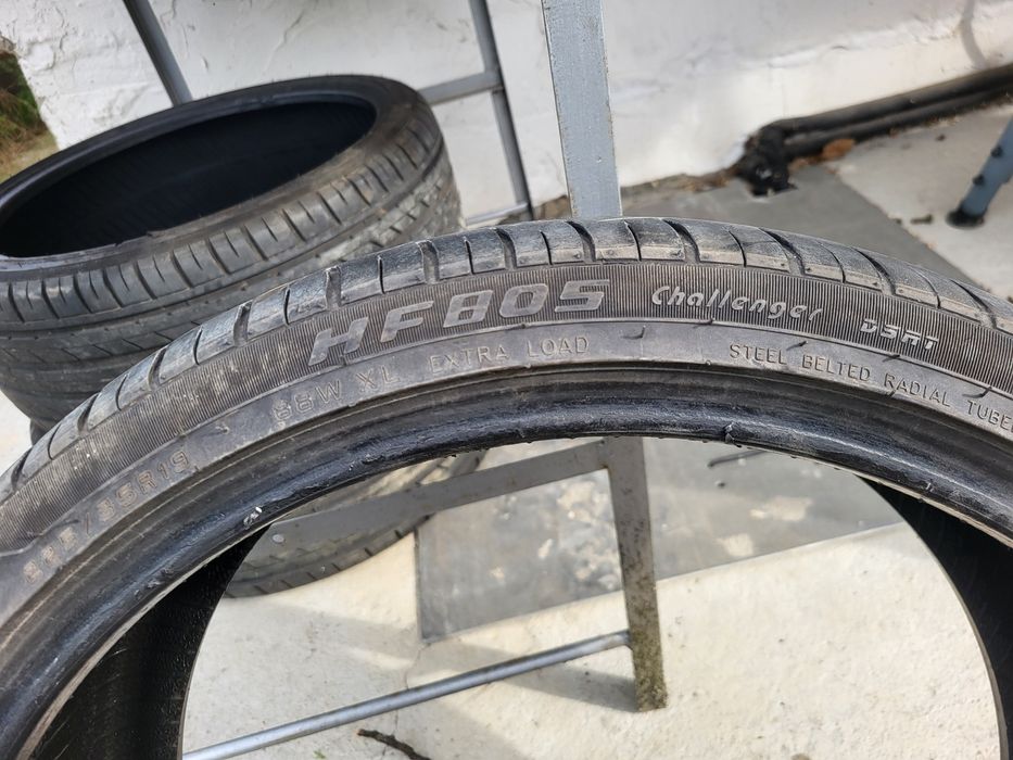 Летни  гуми 225/35/19