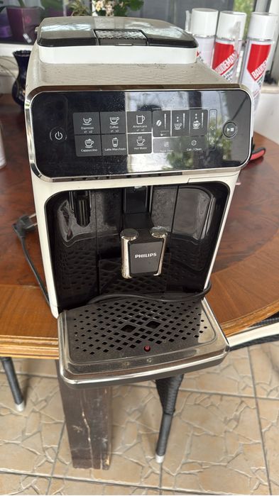 Vand espressor philips latte go