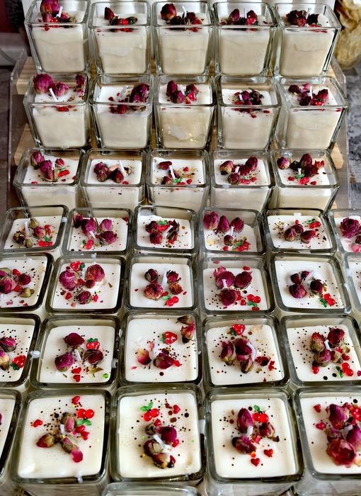 Ароматни Свещи, Чашки и Бурканчета