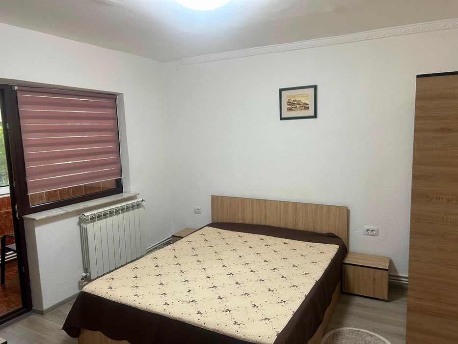 Ofer spre inchiriere apartament 2 camere zona foarte buna termen lung contract ANAF