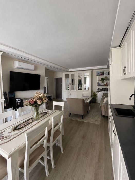 Apartament de închiriat