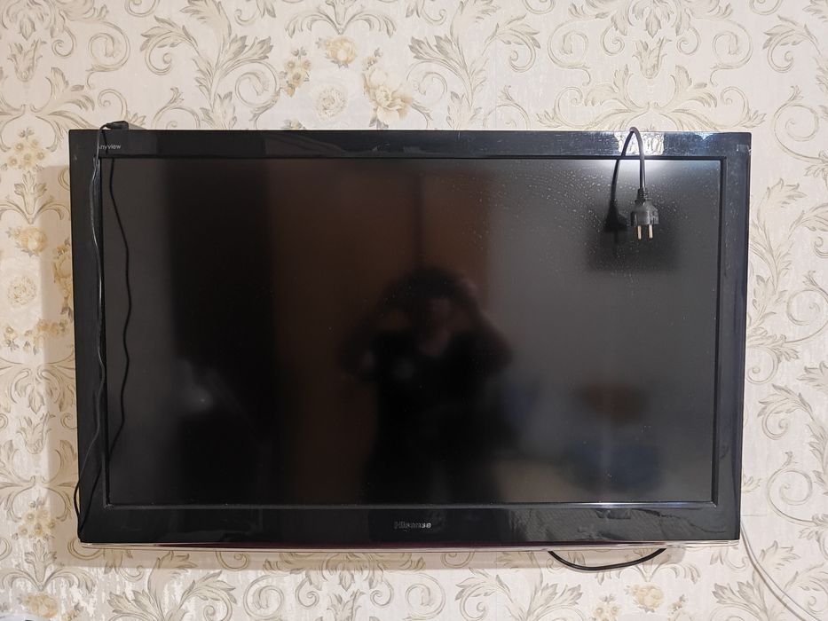 Продам телевизор, не СМАРТ, диагональ 108
