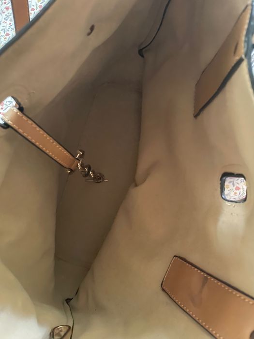 Кафява чанта с мечета