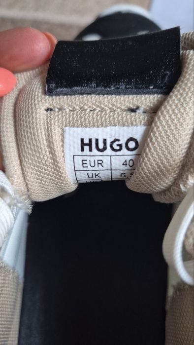 Юношески маратонки HUGO G00301