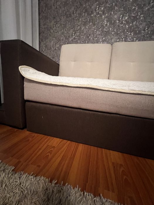 Продам диван прямой