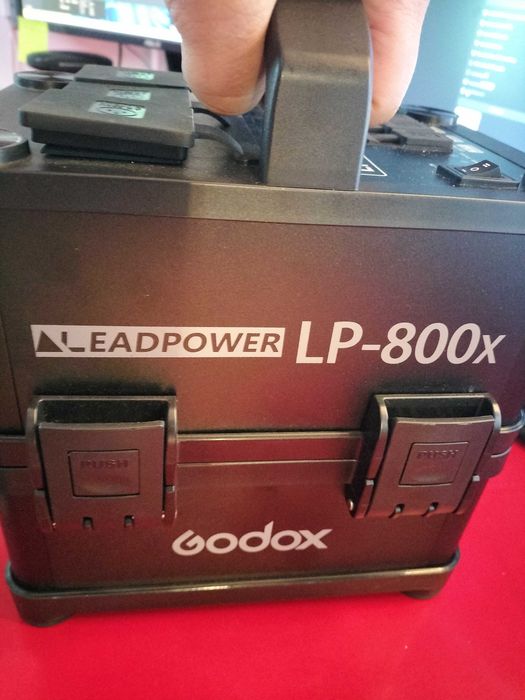 Vand/Schimb Invertor tensiune pGodox LeadPower LP800X powerbank