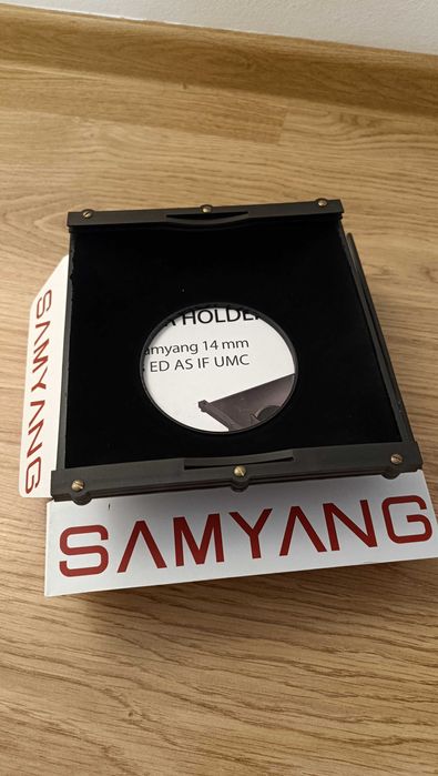 Obiectiv Samyang 14mm f/2.8 ED AS IF UMC  Montură Nikon (Versiunea AE)