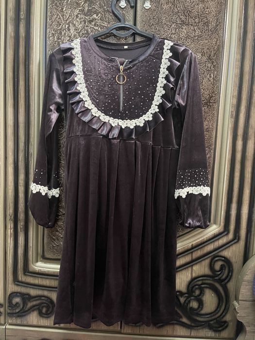 Sotiladi hammasi 100 ming so’mdan