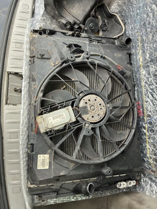 Префейс фар /кулер / радиатори bmw e91