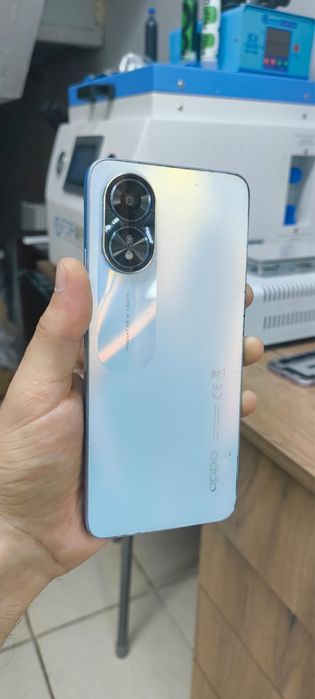 Продам телефон OPPO A18 128GB