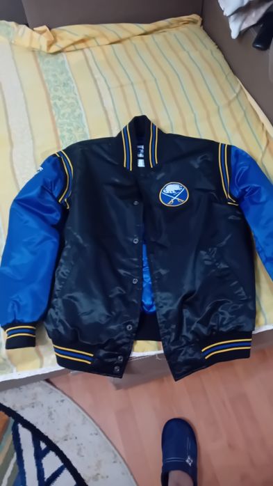 Geaca primavara culoare albastru cu negru