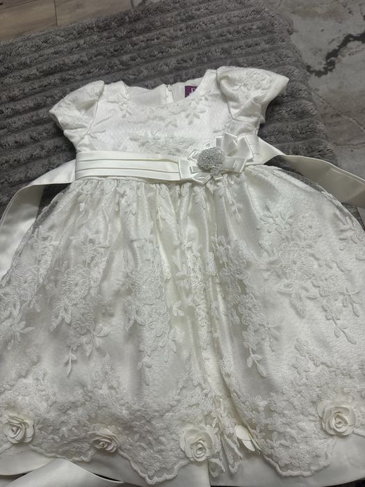 Продам платье белое