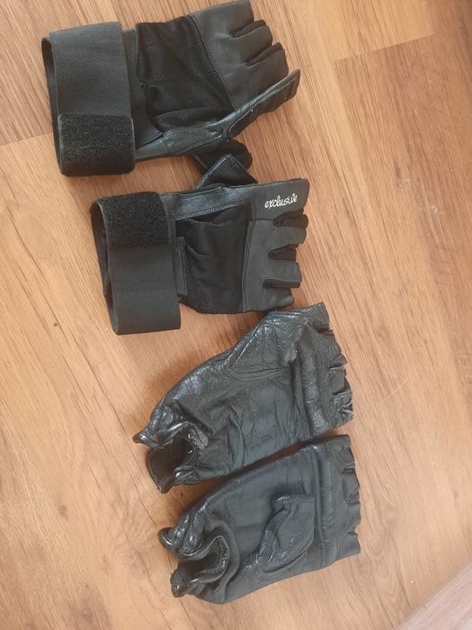 Боксёрские перчатки по мешку