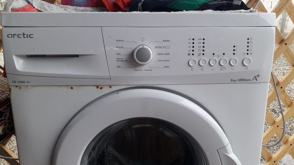 Reparatii frigidere,vitrine,lazi frigorifice, masini de spalat,aer con