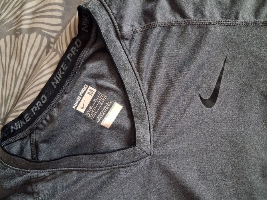 Tricou Nike Pro Combat femei M