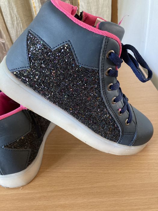 Ботинки для девочки