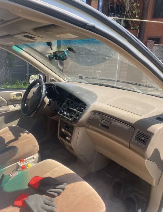 Tayota Sienna, минивен 2001 жылғы