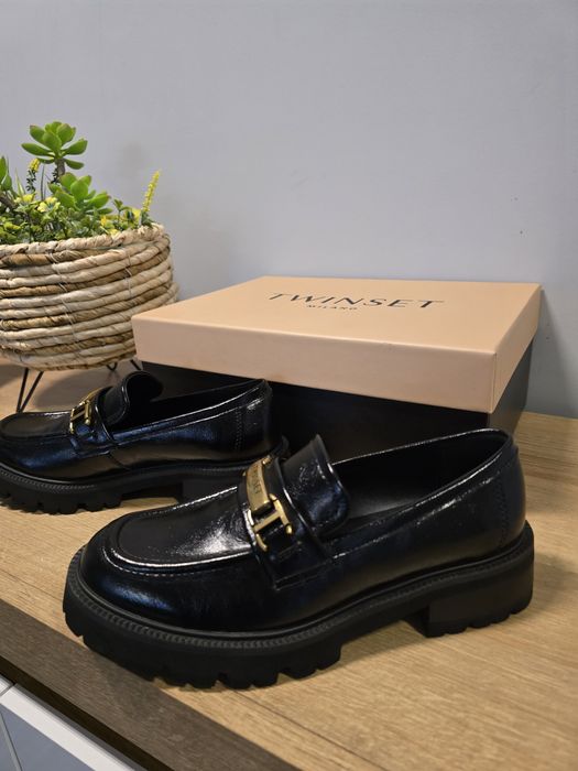 Лоуфъри,кецове  Twinset 36 номер