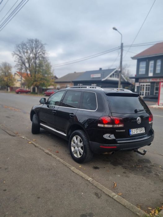 Vând vw touareg 2.5 tdi R5 facelift