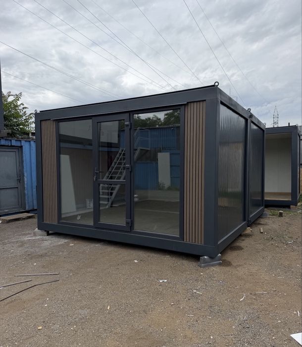 Container modular