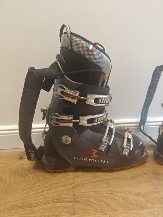 Ски обувки за пантене