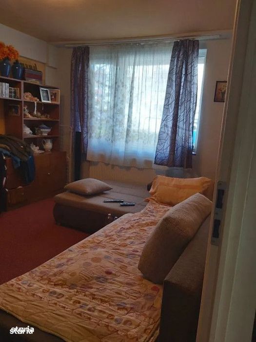Apartament 3 camere, str. Louis Pasteur, Spit. Judetean Oradea — fotografia 3