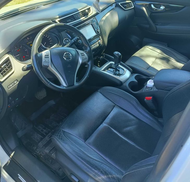 Vând Nissan Qashqai j11