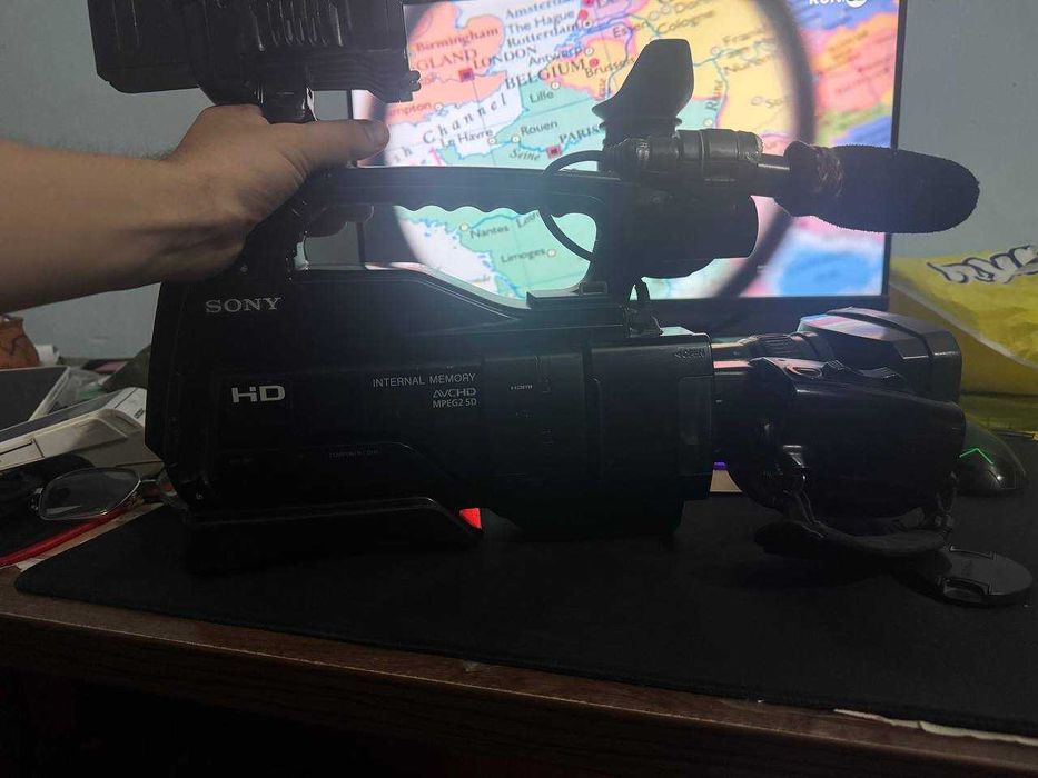 SONY 1500 HD xolati yaxshi