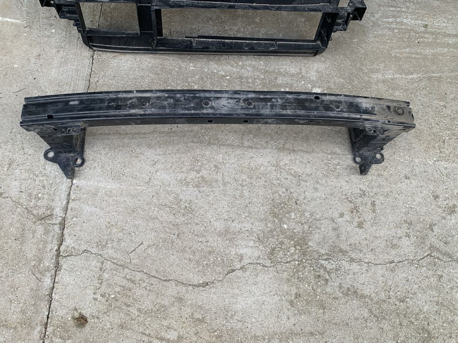 Armatura bara fata  Renault Megane 4 an 2016/2017/2018/2019/2020/2021