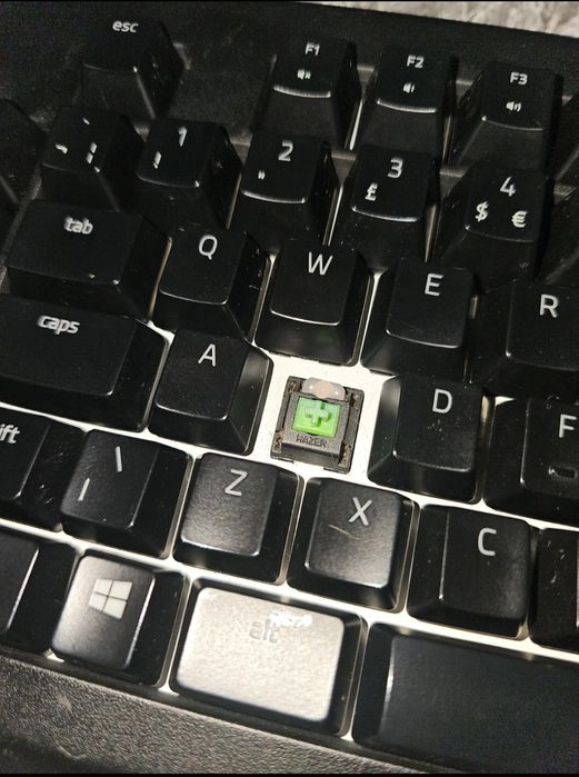 tastatura gaming razer